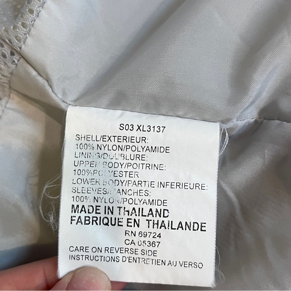 Columbia Women’s Light Green Front Zip Up Jacket Hooded Size Medium Windbreaker - Picture 11 of 12